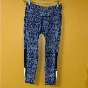 Old Navy Blue Patterned Leggings